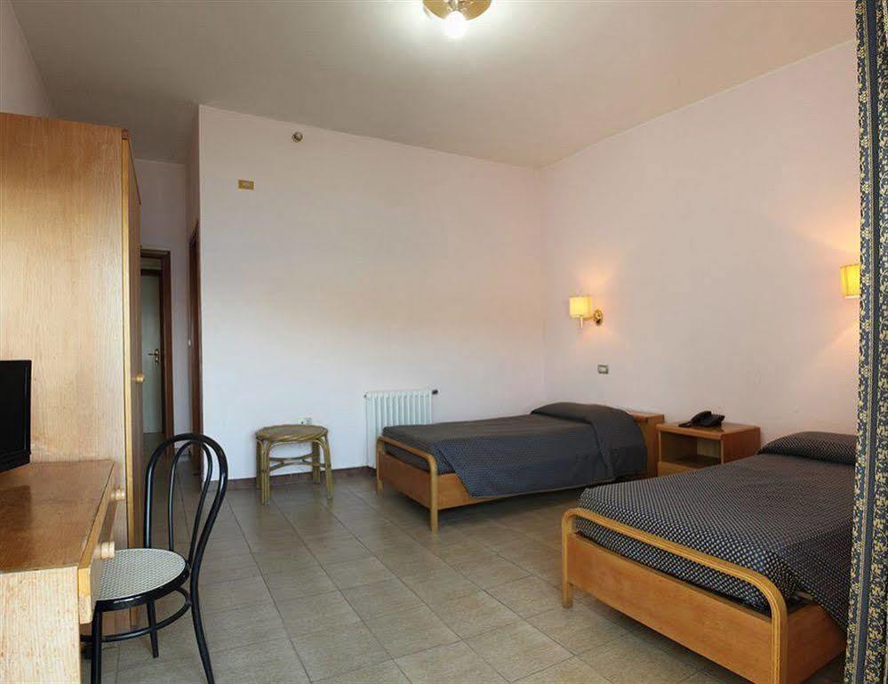 Hotel Calamosca Cagliari Exterior foto